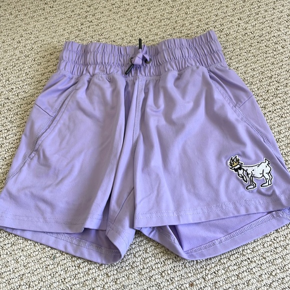 girls soft GOAT shorts - Picture 1 of 3